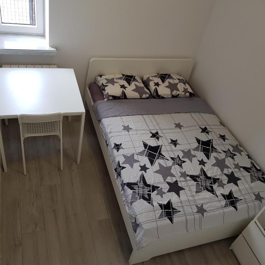 Mirrorroom Pl Downtown Warszawa